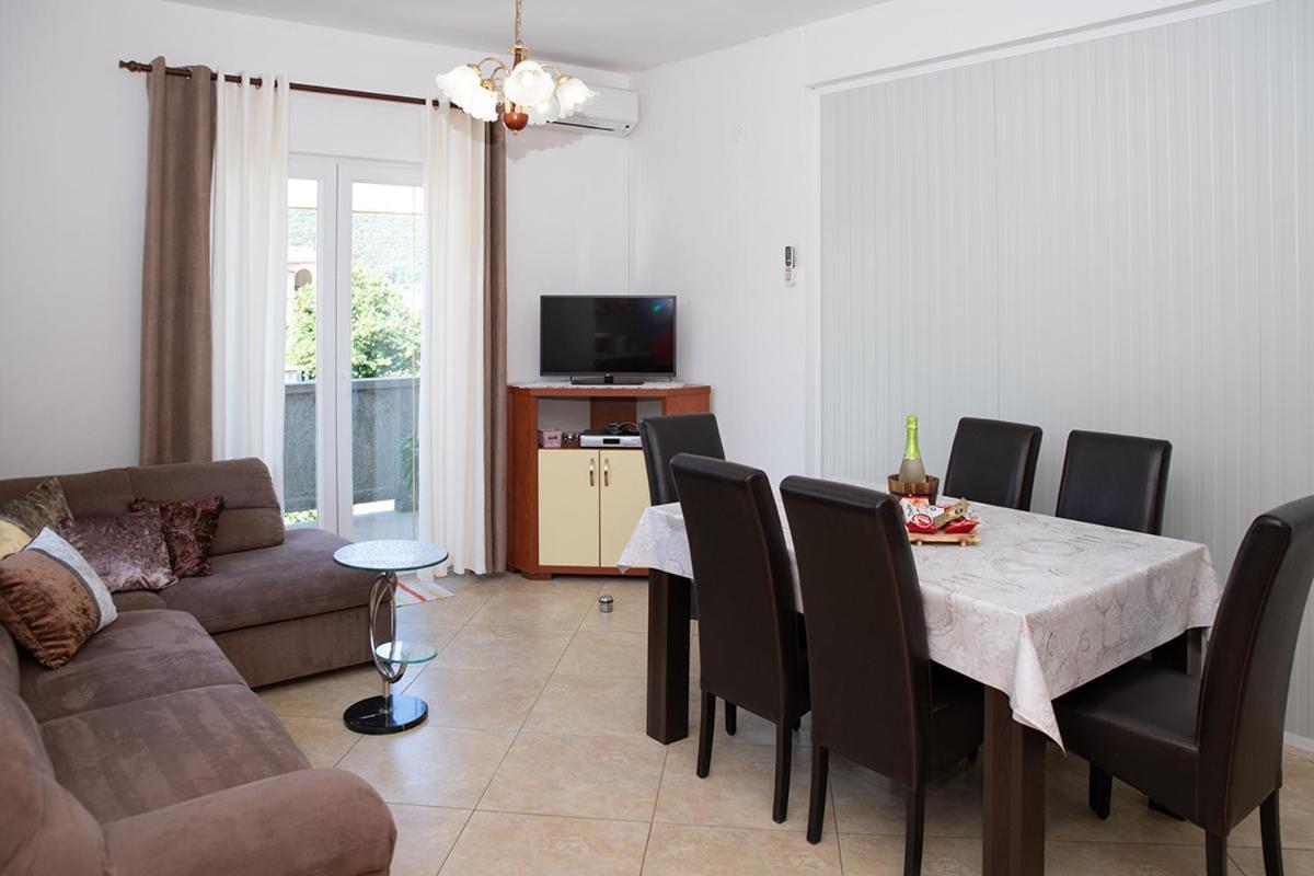 Apartman Mira I Denis Супетарська Драґа Екстер'єр фото