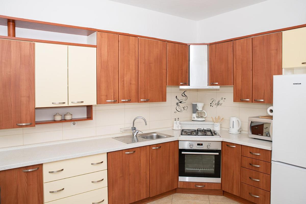 Apartman Mira I Denis Супетарська Драґа Екстер'єр фото