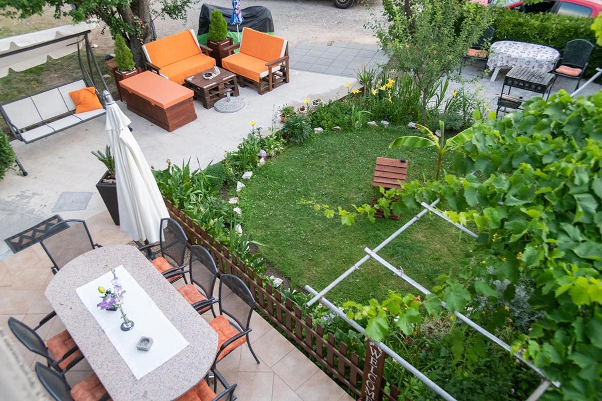 Apartman Mira I Denis Супетарська Драґа Екстер'єр фото