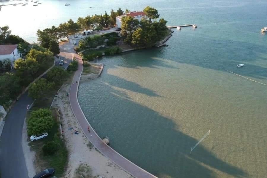 Apartman Mira I Denis Супетарська Драґа Екстер'єр фото